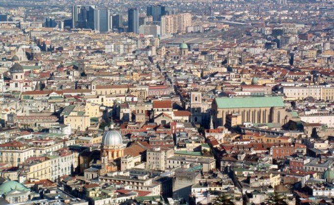 Blick auf die Spaccanapoli in Neapel von San Martino (Vomero) (© Redaktion - Portanapoli.com)  