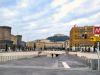Die L6 hält auch an der Piazza Municipio (@ portanapoli.com)
