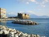 Via Partenope und Castel dell'Ovo in Neapel (© Francesca - Portanapoli.com)