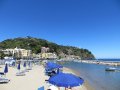 Strand bei Lacco Ameno auf der Insel Ischia (© Francesca - Portanapoli.com)