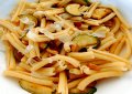 Casarecce-Pasta mit Zucchini (© Redaktion - Portanapoli.com)