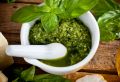 Pesto aus Basilikum (© Antonio Gravante - Fotolia.com)