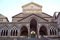 Cattedrale di Sant'Andrea, in der die Gebeine des Schutzpatrons aufbewahrt werden  (© Umberto - Portanapoli.com)