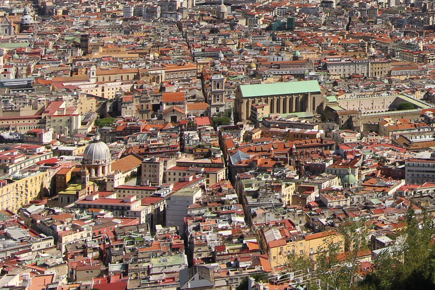 Neapel: Spaccanapoli, eine Trasse in der Altstadt