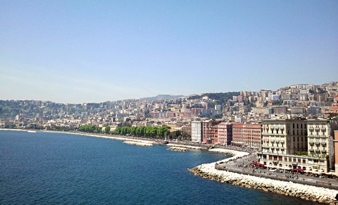 Promenade in Neapel (© portanapoli.com)