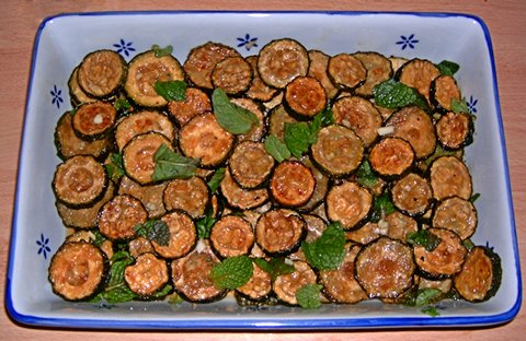 Zucchini mit Minze (Scapece di zucchini)