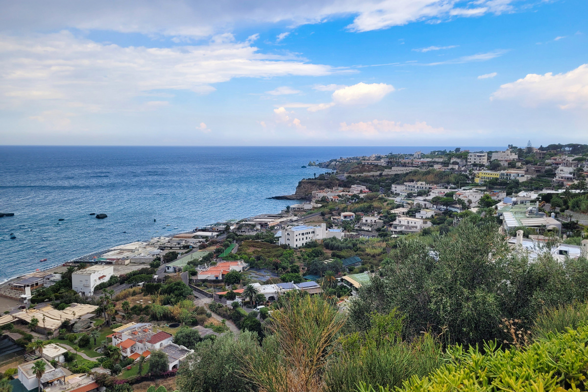 Citara-Bucht auf Ischia (© portanapoli.com)