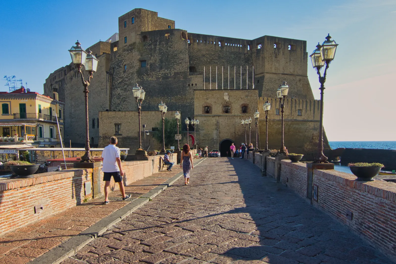Das Castell dell'ovo in Neapel