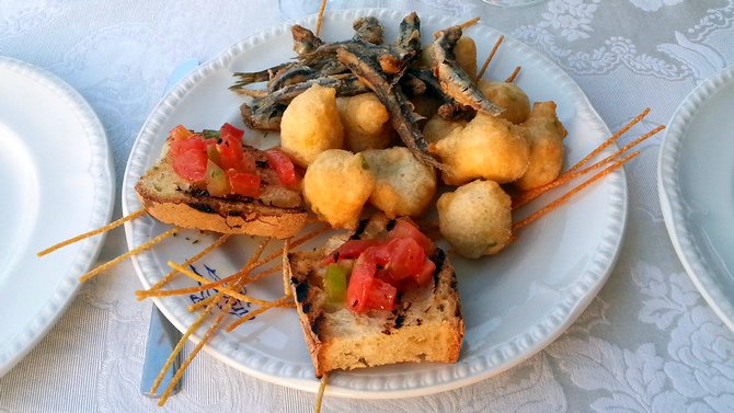 Kulinarische Touren in Neapel und Sorrent – Street Food, Weinproben, Verkostungen