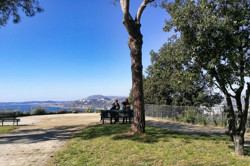 Aussichtsterrasse im Parco Virgiliano