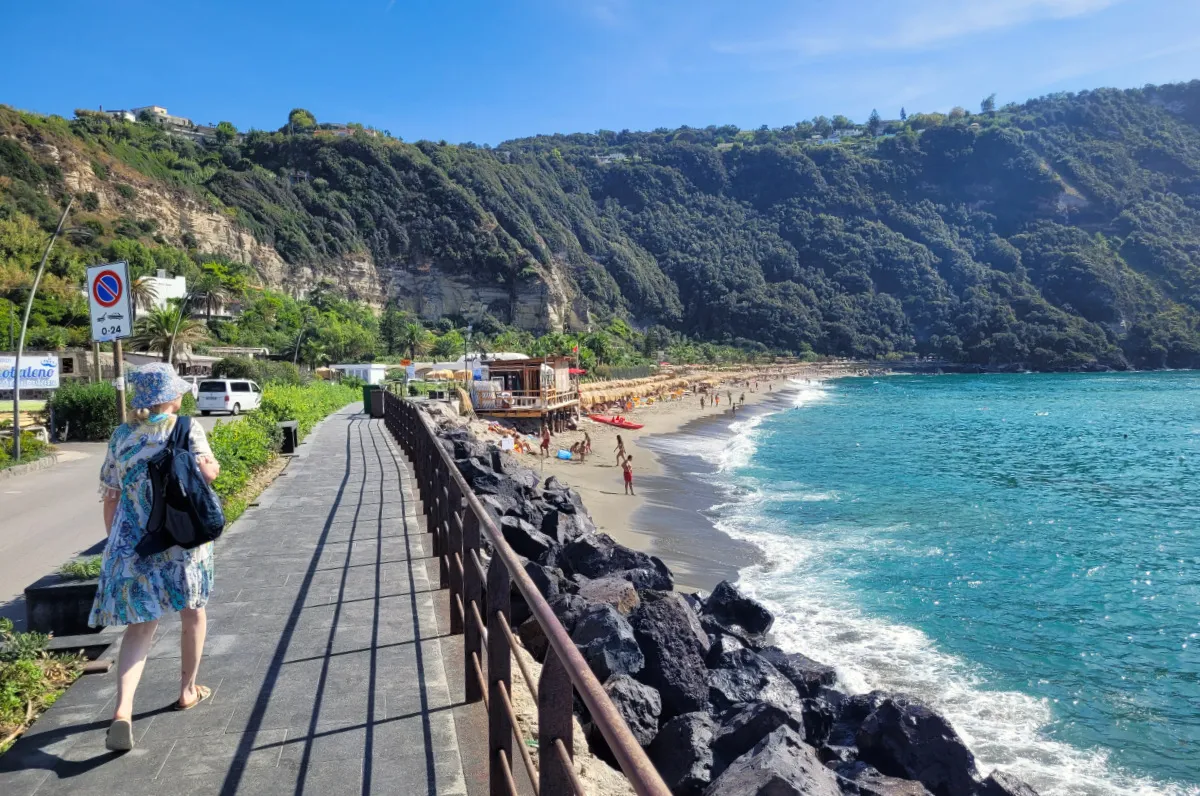 Ischia: Lange Sandstrände, verträumte Wanderwege und Wellness