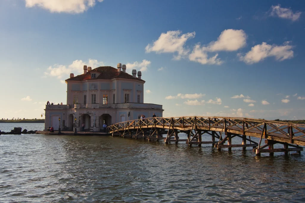 Casa Vanvitelliana am Lago del Fusaro, Bacoli