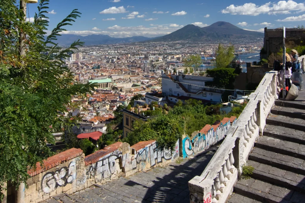 Der Treppenweg von San Martino führt vom Vomero ins historische Zentrum von Neapel